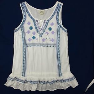Ariat Embroidered White Sleeveless Top Woman's Petite Small
